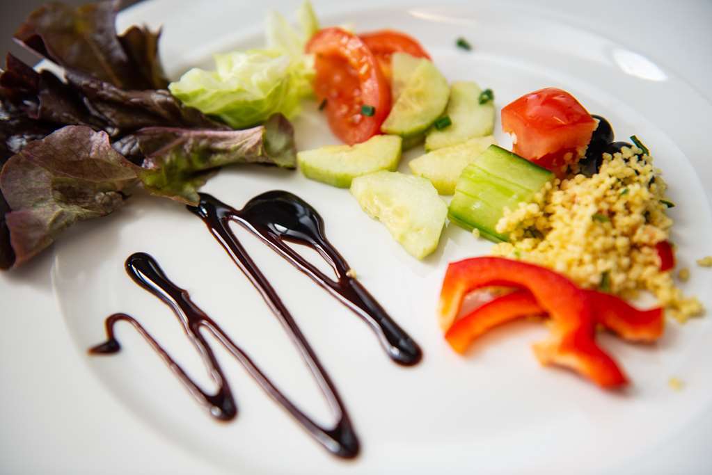 Livenwork Hotel & Coworking Gvz Ingolstadt Restaurant photo